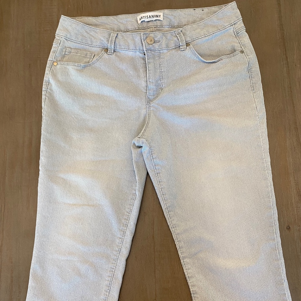 Artisan NY Women's Capri Pants, Size 10